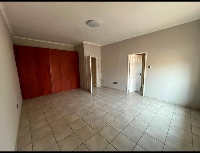 9 BEDROOM HOUSE FOR SALE IN DALVIEW